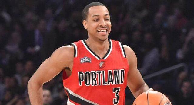 米体：DV9已失去世界杯机会，多家豪门想明年免签他