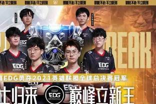 佐拉：当年有幸和马拉多纳一起练习任意球，让我能力明显提升