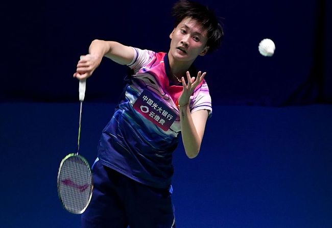 德甲生涯第10次戴帽，凯恩赛后将比赛用球带走收藏