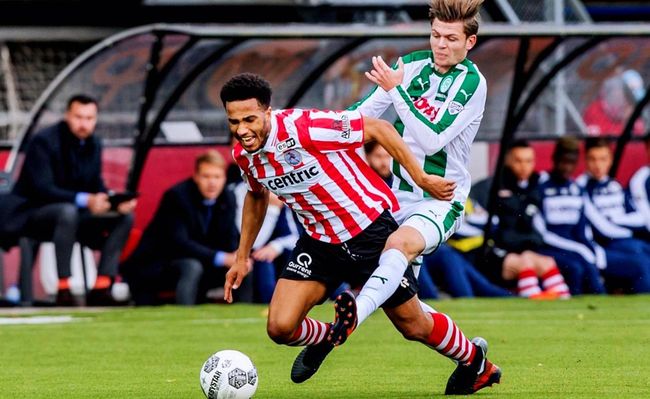 他用一场场 他用一场场