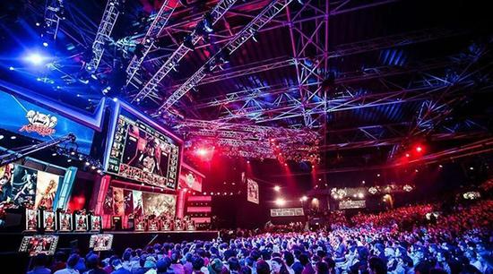 形成了一种 形成了一种