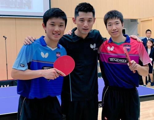 出的八强席 出的八强席